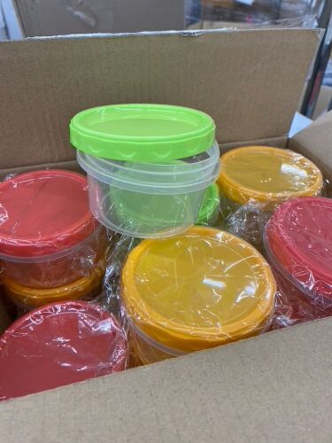 1 Cup Plastic Food Storage Containers with Screw on Lids, 12 pc - Lot 424