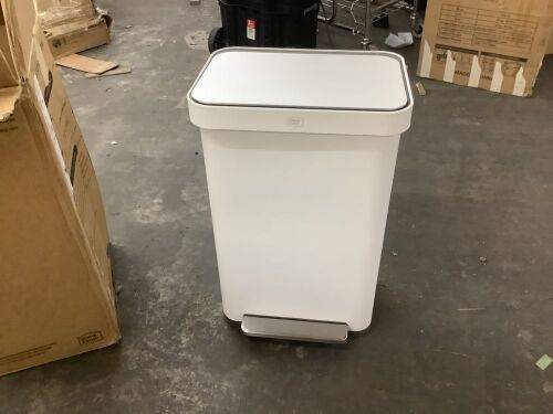 Home Zone Living 18.5 Gal. Large White Stainless Steel Kitchen Trash Can with Step-On Pedal and Slow Closing Lid - Dented - Lot 530JF