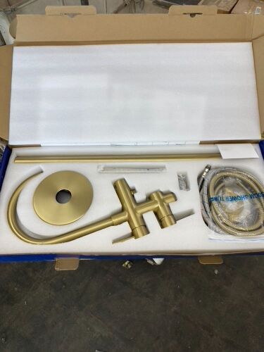 Freestanding Floor Mounted Tub Filler - Lot 589