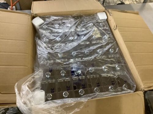 30 Slots Acrylic Cell Phone Locker Box - Damaged Corner - Lot 618