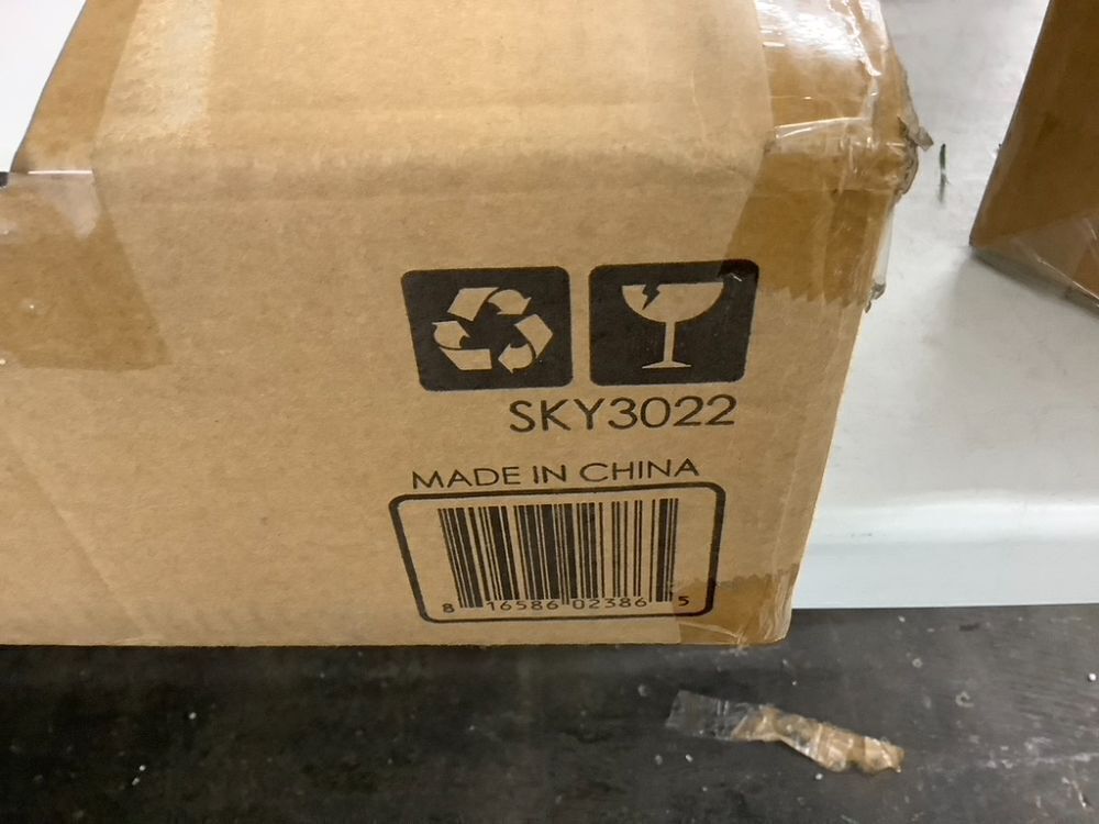 9Ft Pre-Lit Christmas Garland W/ 2-In-1 Led Lights - Image 4 - Lot 694