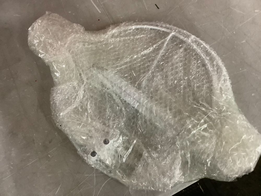 2pc Lighted Pop-Up Christmas Ornaments Decoration w/ 180 LED Lights, Stand - Image 6 - Lot 699