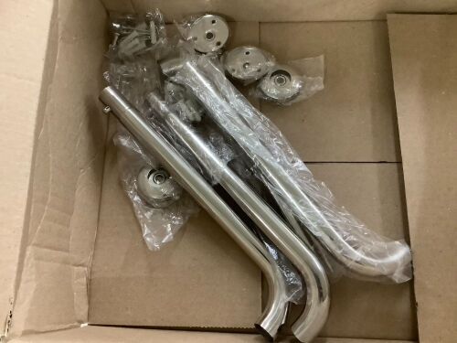 Shower Grab Bars - Lot 709