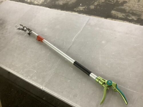 Telescopic Pole Pruner - Lot 777