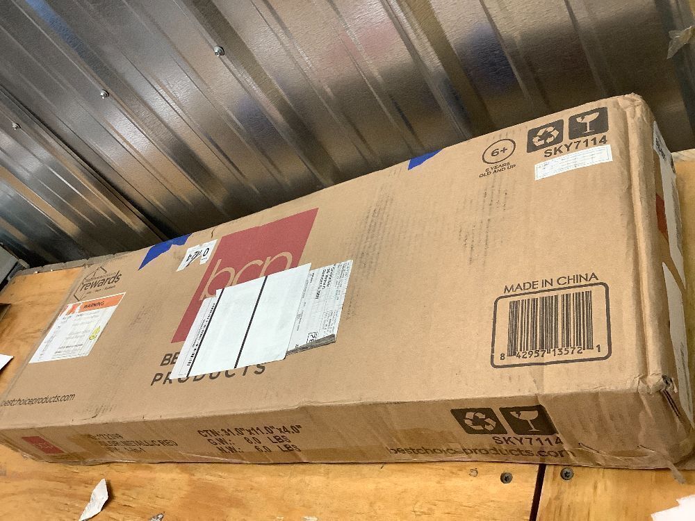 Kids Electric Guitar Beginner Starter Kit w/ 5W Amplifier - 30 in - Image 2 - Lot 8944