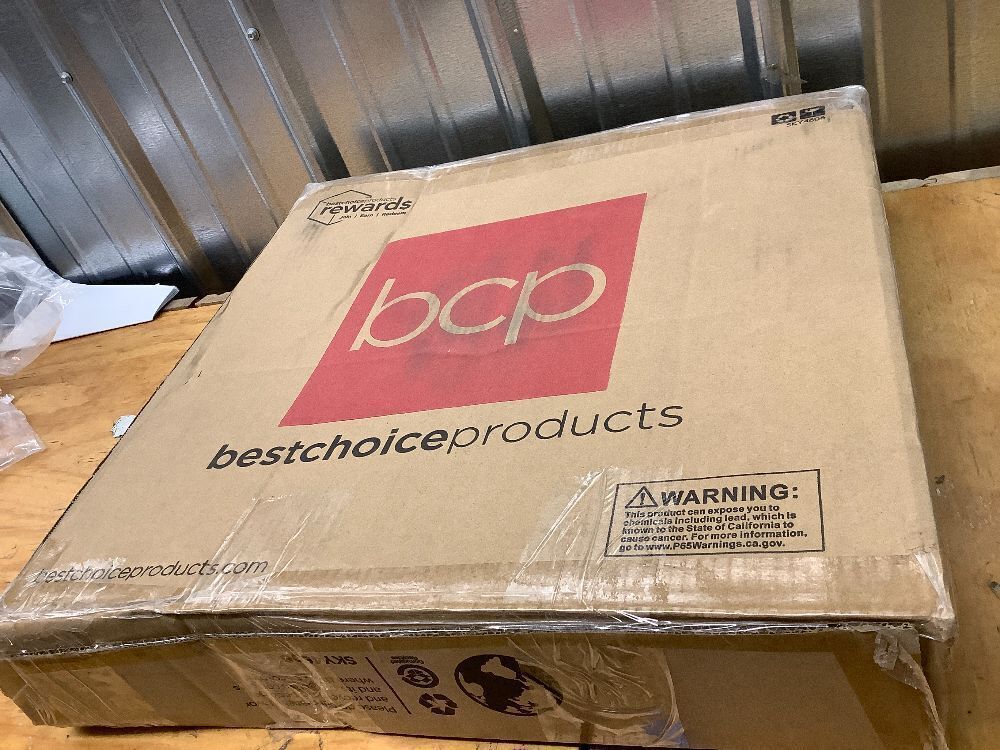 Vintage Outdoor Garden Bird Bath w/ Fleur-de-Lis Accents - Image 2 - Lot 9166