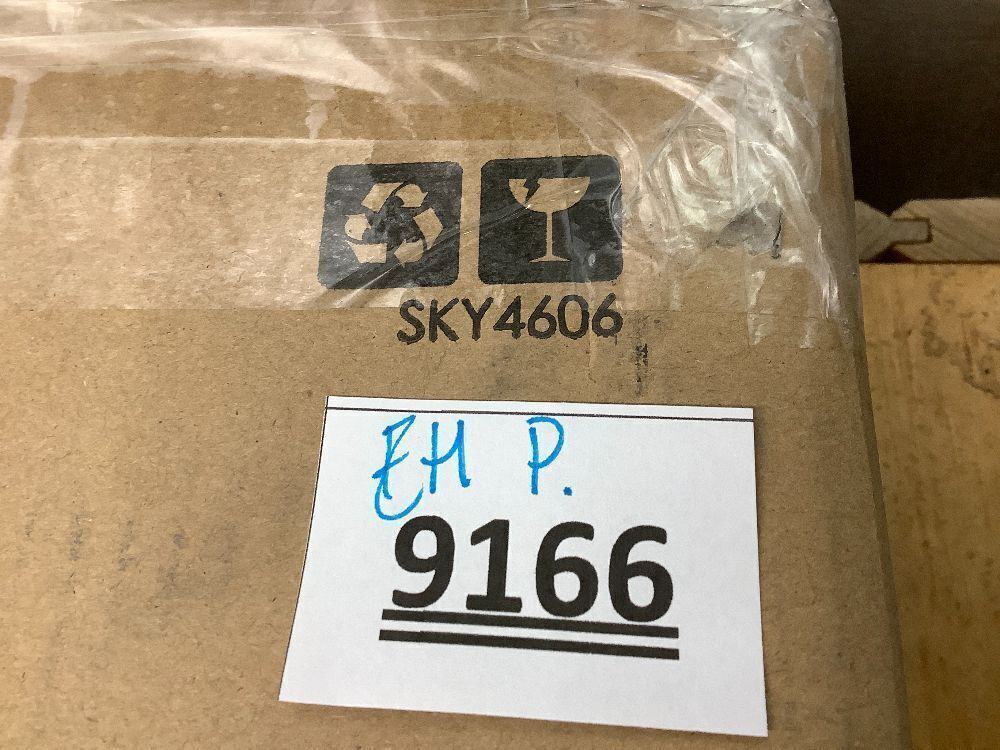 Vintage Outdoor Garden Bird Bath w/ Fleur-de-Lis Accents - Image 3 - Lot 9166