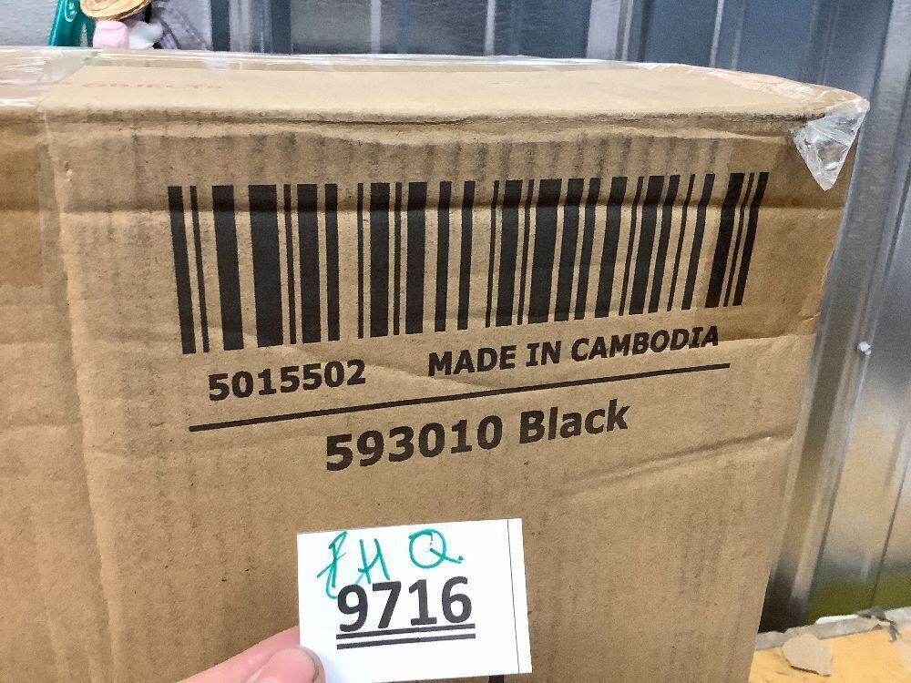 Yaheetech Cat Tree, 42in Cat Tower for Indoor Kittens, Pet Play House with Large Perch & Scratching Posts & Cozy Condo & Scratching Ramp, Kitten Furniture Activity Center, Black - Image 4 - Lot 9716