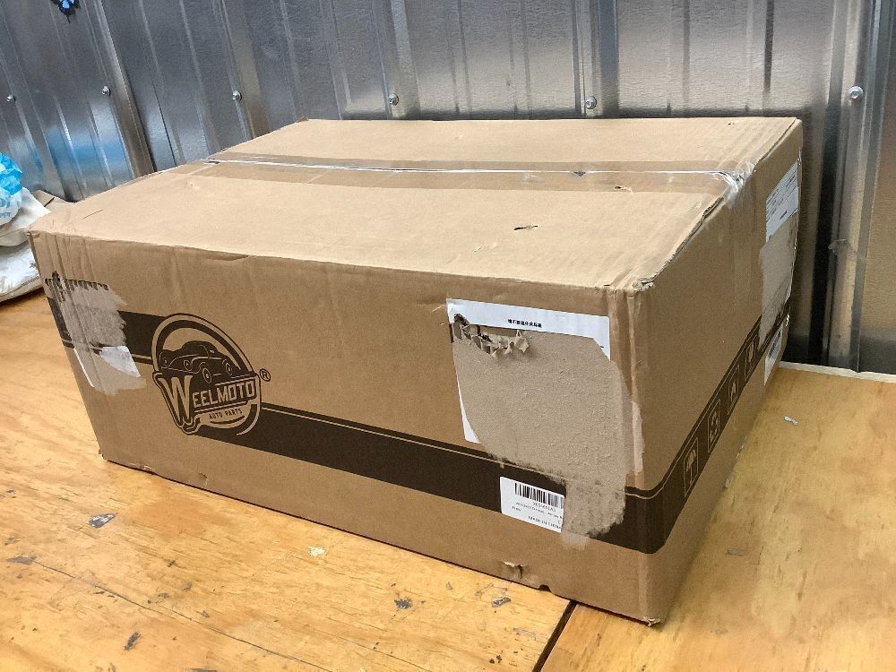 WEELMOTO Headlights Replacement Automotive Headlight Assemblies Chrome Housing Amber Reflector - Image 3 - Lot 9728