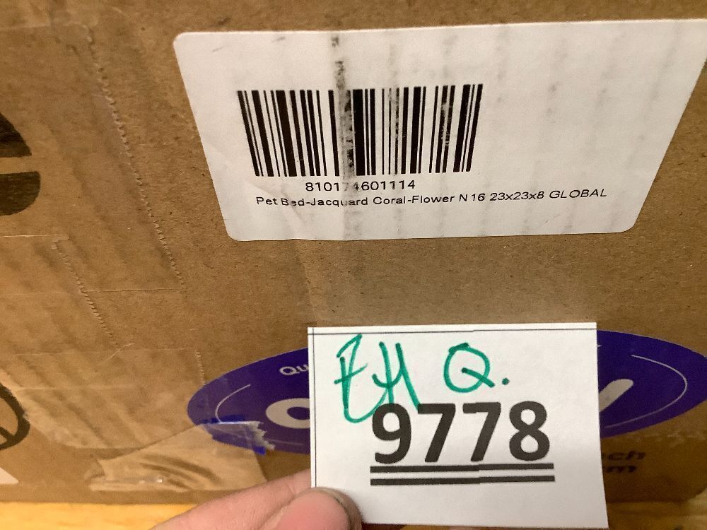 LE SURE Small Dog and Cat Bed - Round Calming Beds, Cute Modern Design with Jacquard Shaggy Plush, Anti-Slip Bottom - Image 4 - Lot 9778