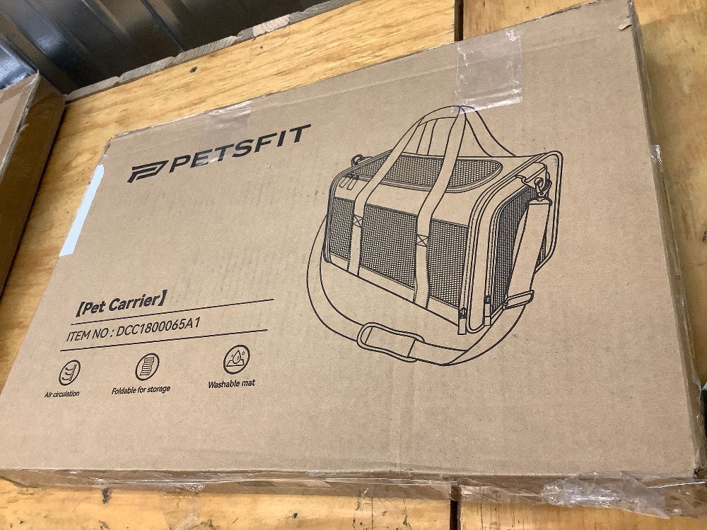 Expandable Cat Carrier - Image 4 - Lot 9783