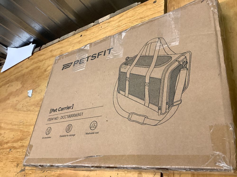 PETSFIT Large Capacity Lightweight Washable Soft-Sided Pet Travel Carrier - Image 3 - Lot 9788