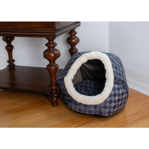 Armarkat Cat Bed - Lot 9793