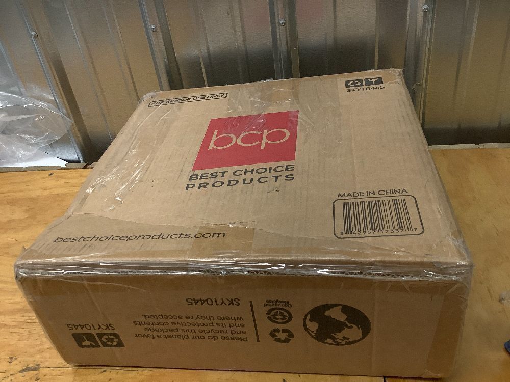 Pre-Lit Artificial Fir Christmas Wreath w/ LED Lights, Plug-In, PVC Tips - Image 2 - Lot 9821