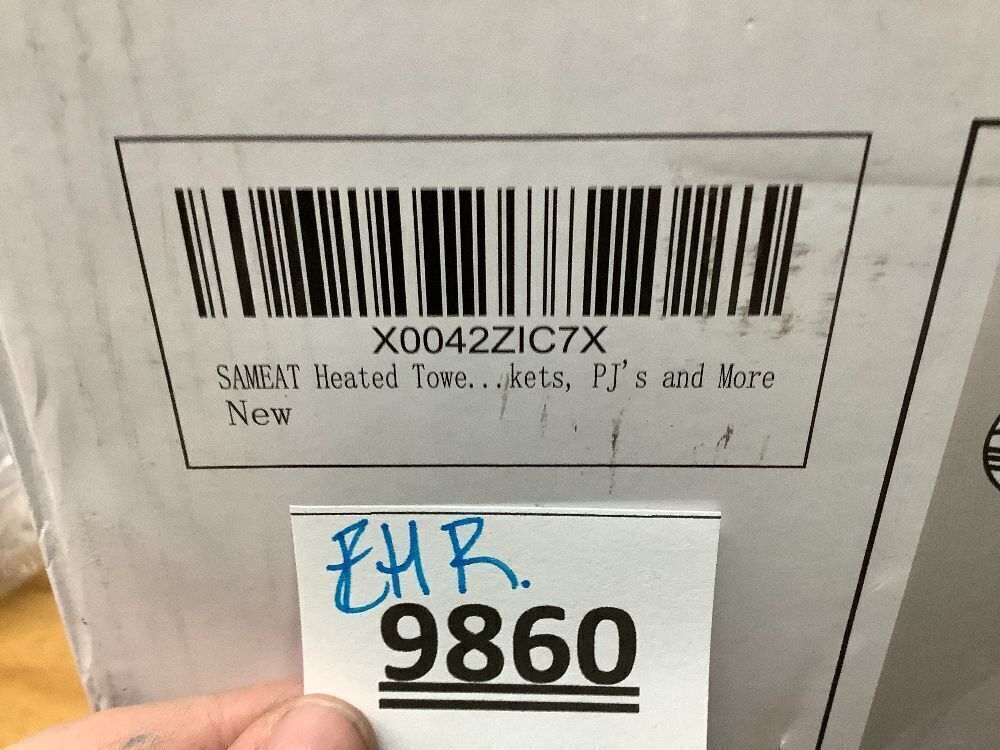 SAMEAT Heated Towel Warmers for Bathroom - Large Towel Warmer Bucket, Wood Handle, Auto Shut Off, Fits Up to Two 40"X70" Oversized Towels - Image 4 - Lot 9860