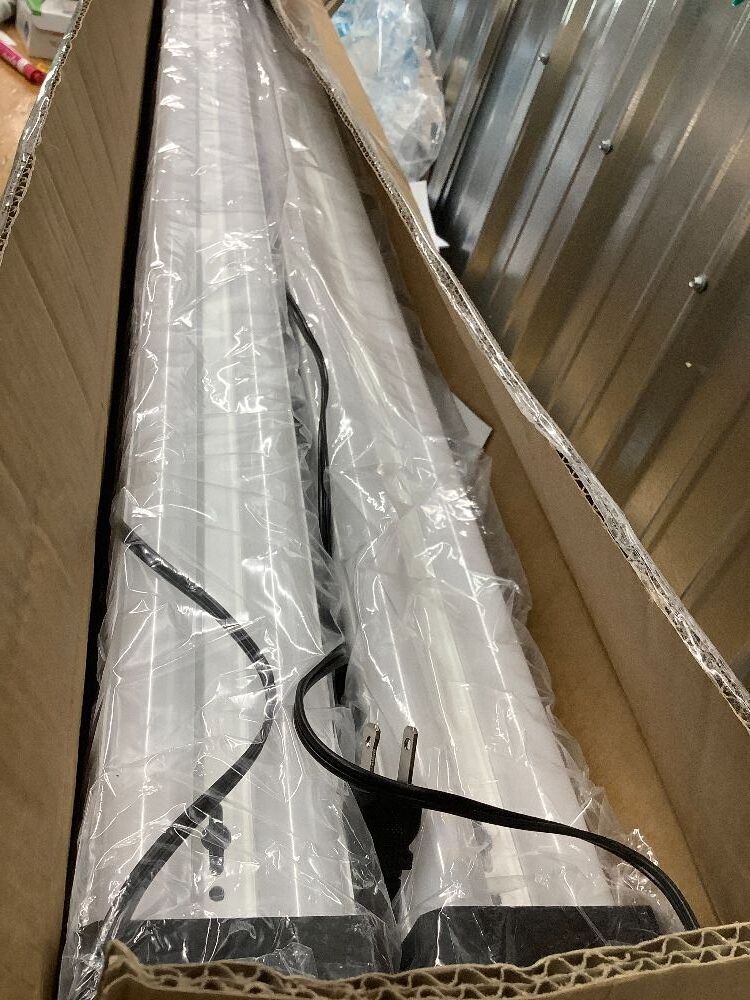 hykolity 4 Pack Linkable LED Shop Light, 4FT 42W [250W Equivalent], 4400lm, 5000K Daylight, with Plug, Utility Light Fixture, Hanging or Surface Mount, Black - Image 2 - Lot 9875