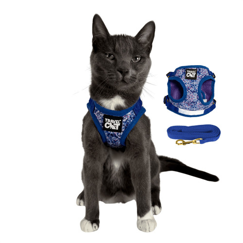"The True Adventurer" Reflective Cat & Kitten Harness and Leash - Lot 221