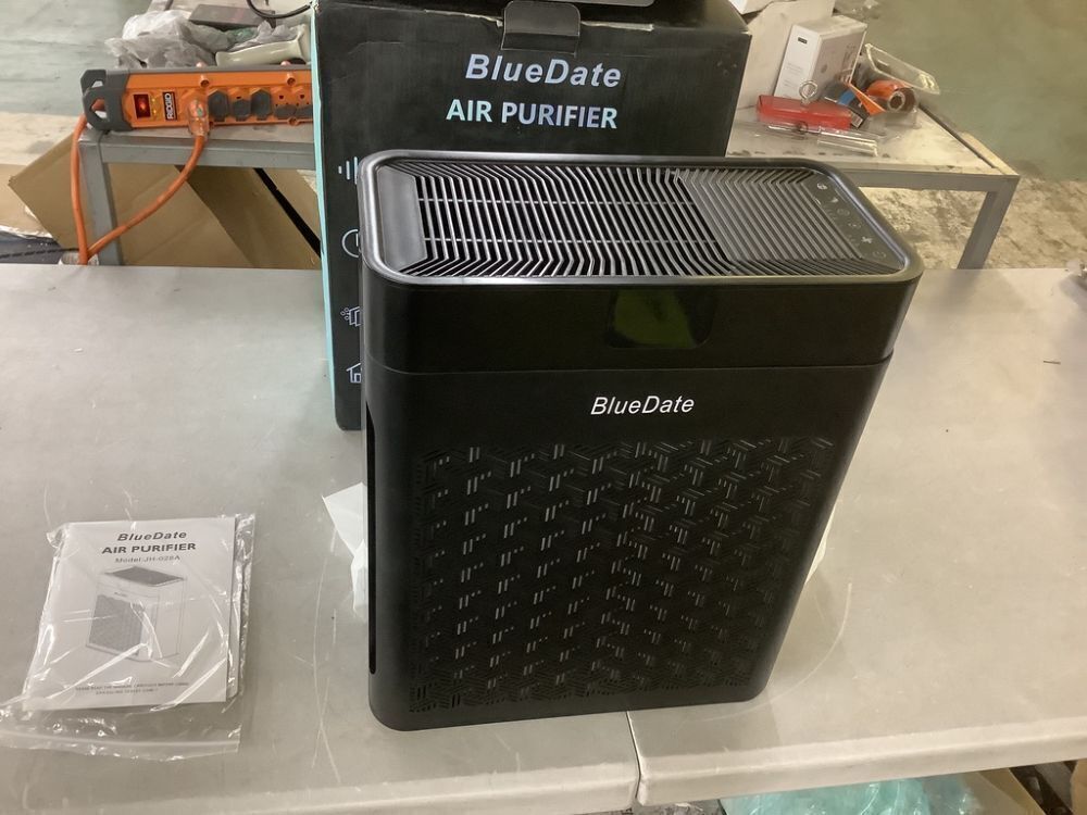 1100 sq. ft. H13 HEPA Personal Air Purifier in Black, with PM2. 5 Sensor, 25dB Sleep Mode, Activated Carbon, Ozone-Free - Image 2 - Lot 142JF