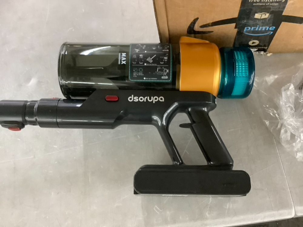 Cordless Stick Vacuum Cleaner - Image 2 - Lot 153