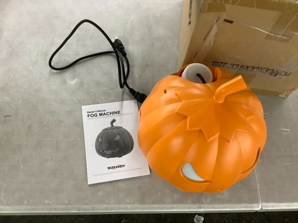 800W Pumpkin Fog Machine - Image 4 - Lot 176