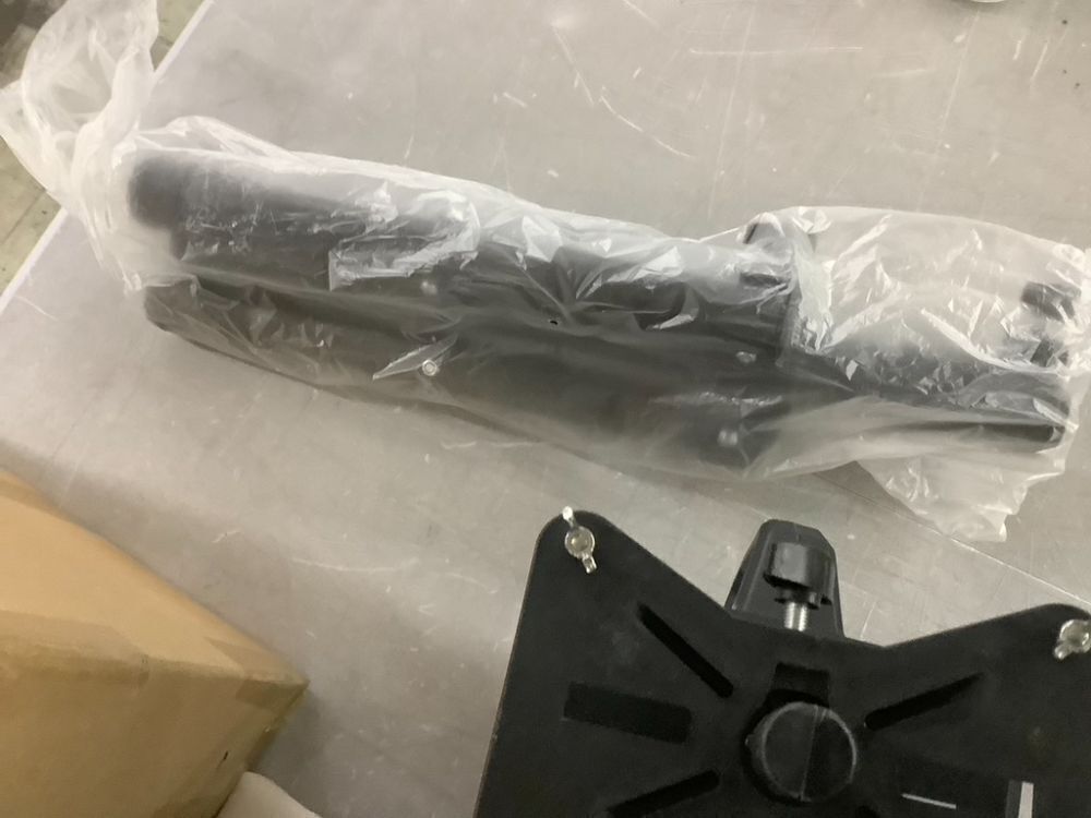 Pickleball Machine - Image 5 - Lot 251