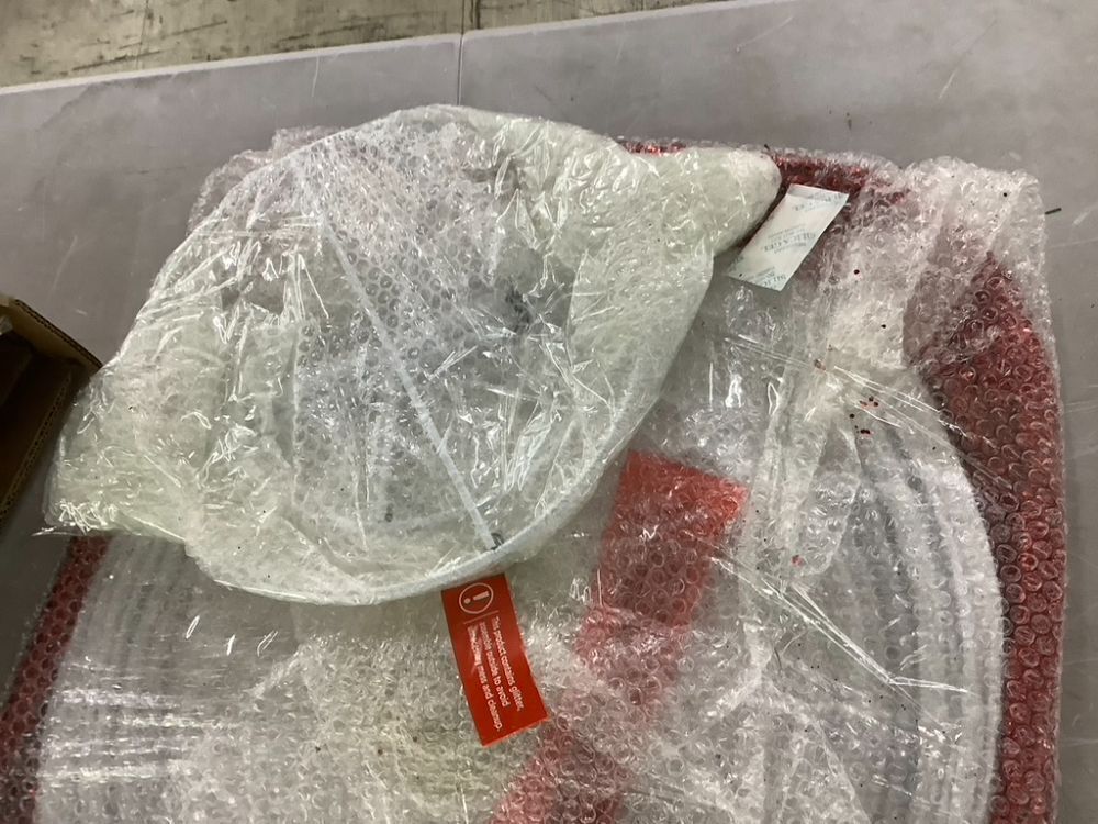 2pc Lighted Pop-Up Christmas Ornaments Decoration w/ 180 LED Lights, Stand - Image 3 - Lot 267