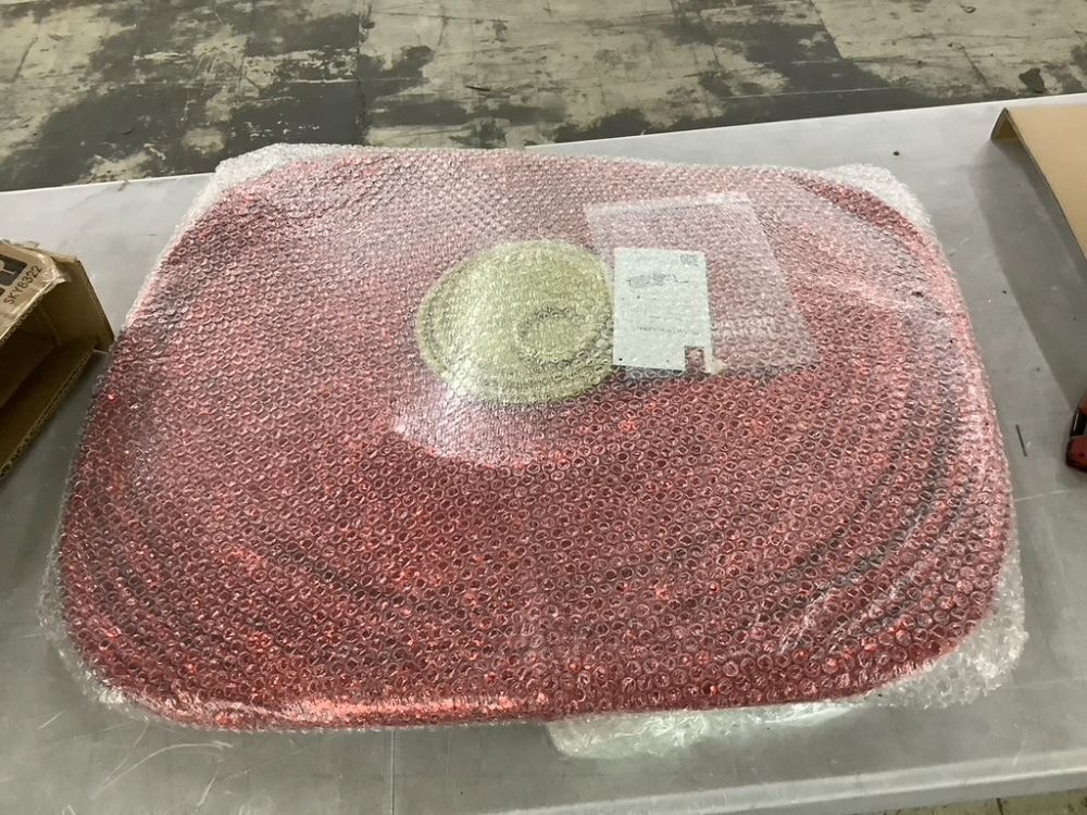 2pc Lighted Pop-Up Christmas Ornaments Decoration w/ 180 LED Lights, Stand - Image 5 - Lot 267