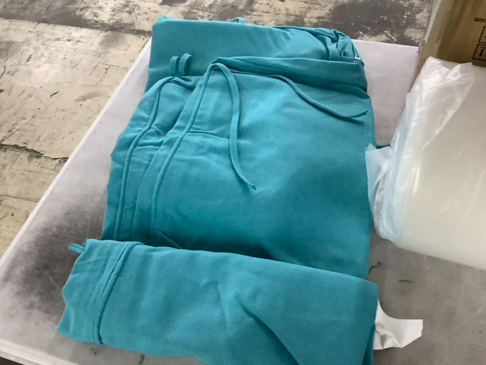 Patio Lounge Chair Cushion - Image 4 - Lot 271