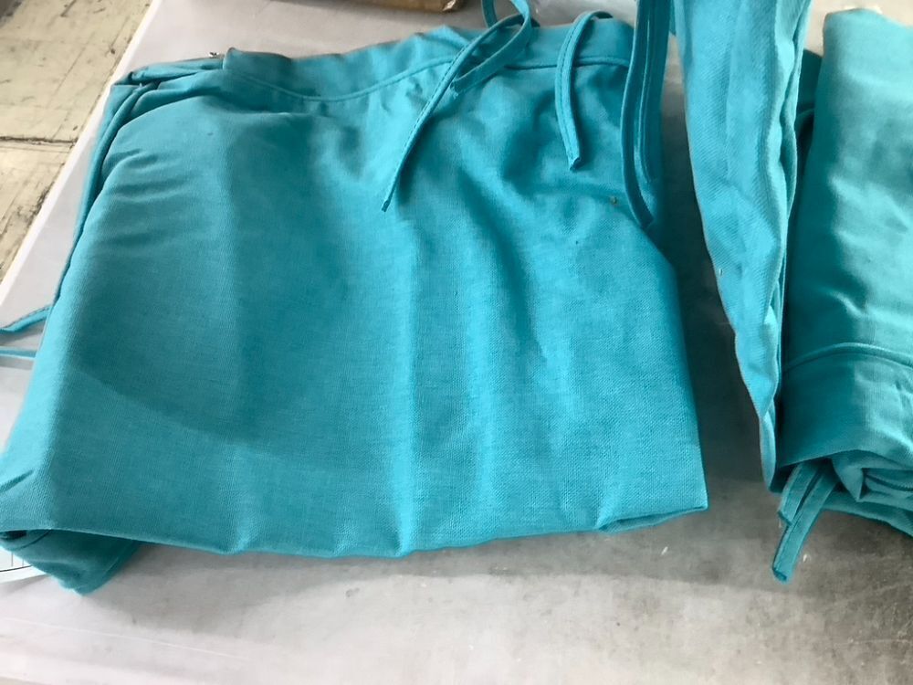 Patio Lounge Chair Cushion - Image 6 - Lot 271