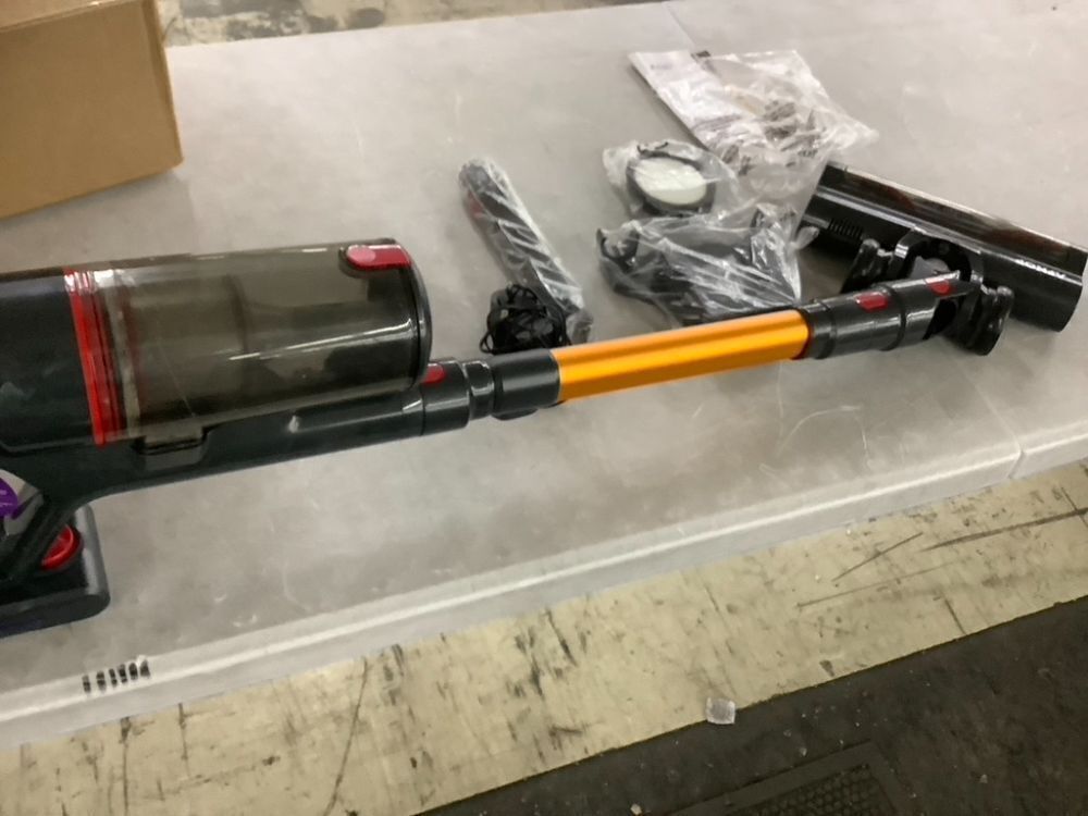 AFNOP Cordless Vacuum Cleaner - Image 8 - Lot 278