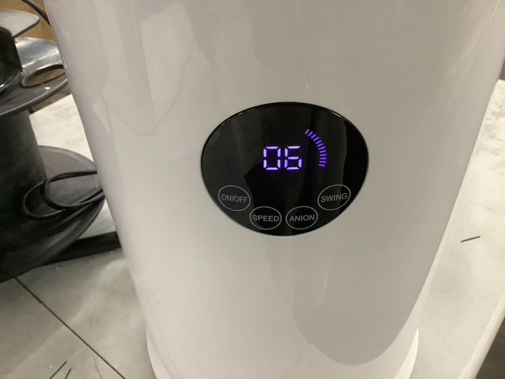 Bladeless Tower Fan, 38" - Image 3 - Lot 280