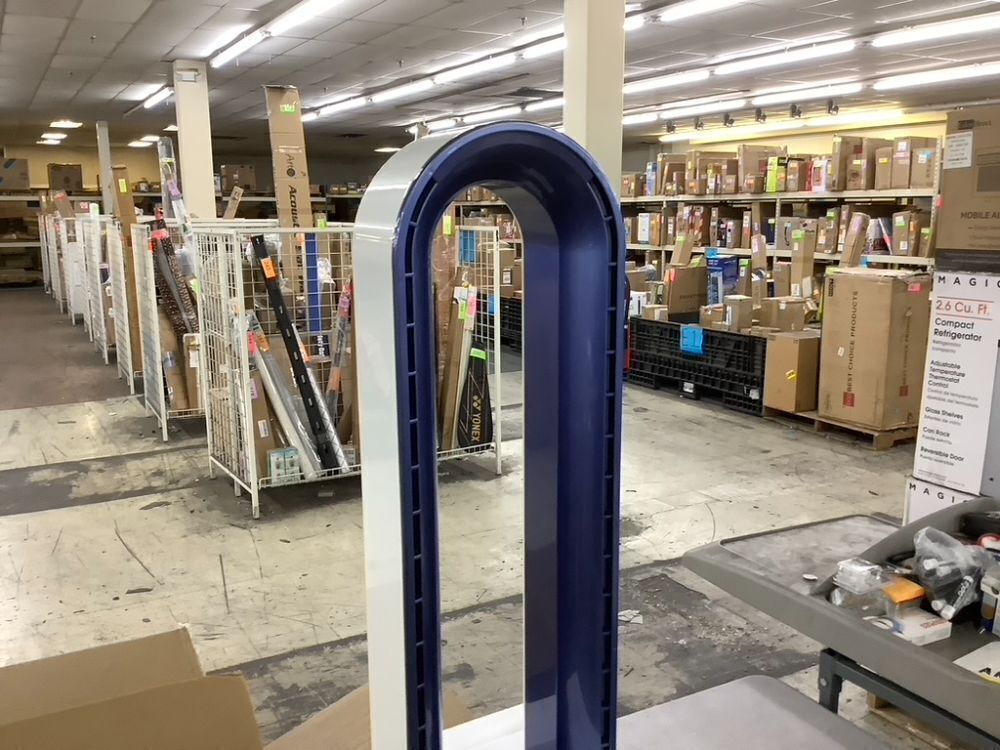 Bladeless Tower Fan, 38" - Image 4 - Lot 280