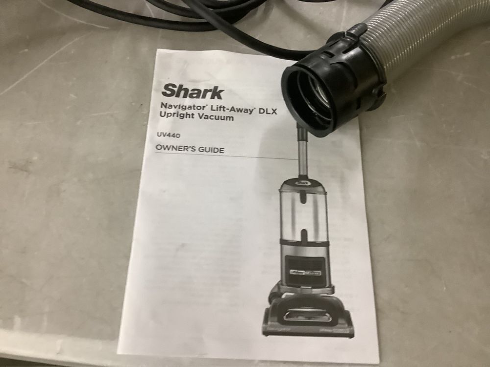 Shark Navigator Lift-Away DLX Bagless, Cordless, Upright Vacuum Cleaner with Detachable Canister and HEPA Filter for Pet Hair - Image 5 - Lot 334JF