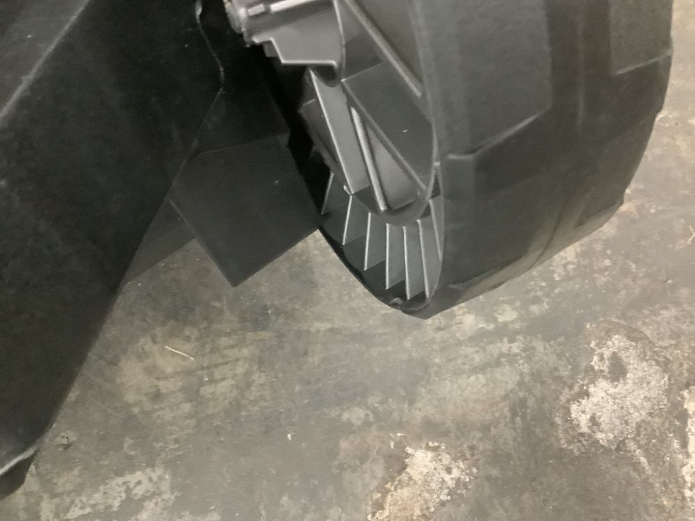 Husky 22 in. Connect Rolling System Tool Box - Bent Axle - Image 9 - Lot 336JF