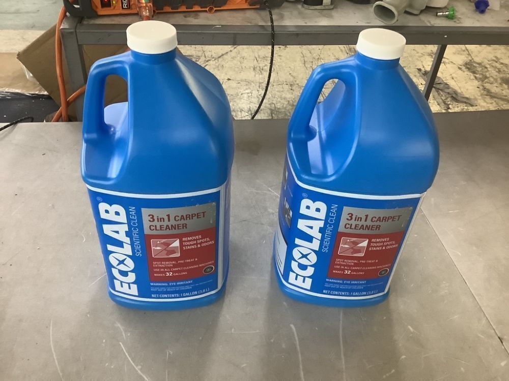 Lot of (2) ECOLAB 1 Gal. 3-in-1 Carpet Cleaner Concentrate - Image 1 - Lot 338JF