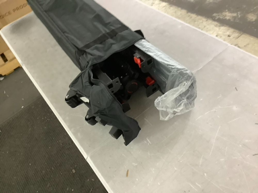 One-Person Setup Instant Pop Up Canopy w/ Case, 4 Weight Bags - 10x10ft - Image 2 - Lot 364