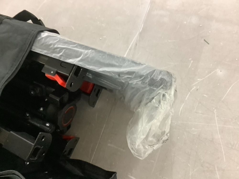 One-Person Setup Instant Pop Up Canopy w/ Case, 4 Weight Bags - 10x10ft - Image 4 - Lot 364