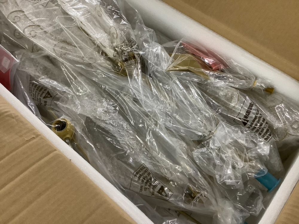 Wrought Iron Christmas Tree Ornament Display w/ Easy Assembly, Stand - 6ft - Image 4 - Lot 370