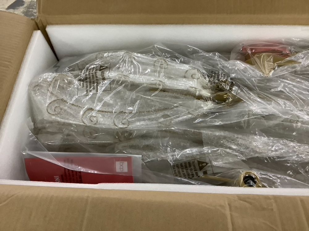 Wrought Iron Christmas Tree Ornament Display w/ Easy Assembly, Stand - 6ft - Image 5 - Lot 370