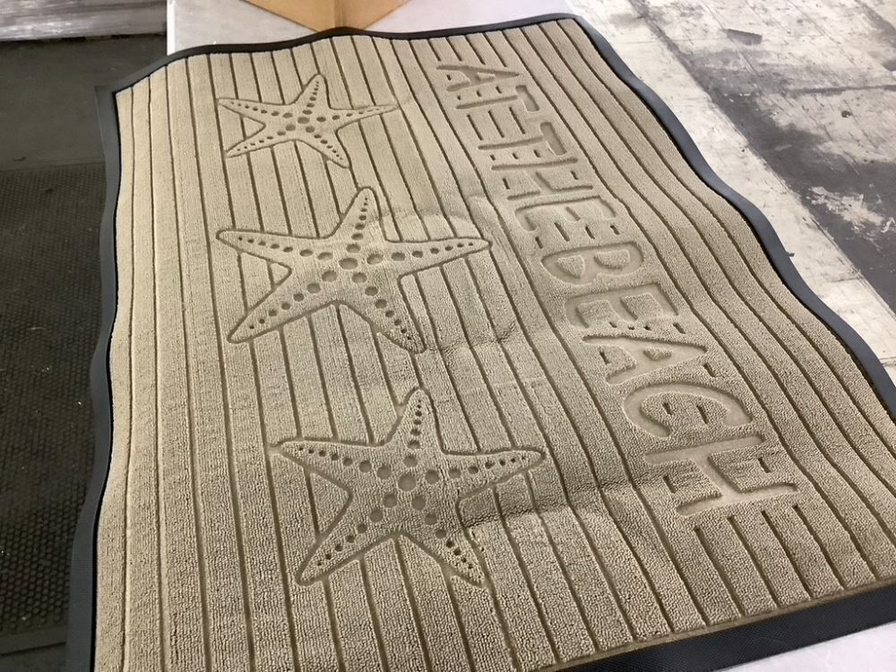 GORILLA GRIP 100% Waterproof All-Season WeatherMax Doormat, 47x35 - Image 4 - Lot 378