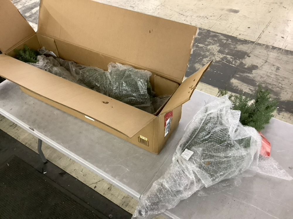 6' Pre-Lit Sparse Christmas Tree w/ 2-in-1 LED Lights, Cordless Connection - Image 2 - Lot 469