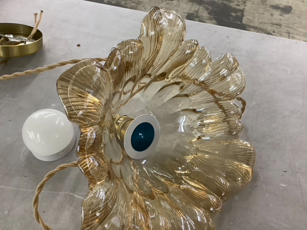 Pendant Light Fixture - Image 2 - Lot 553