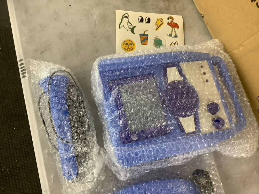 Kids Electric Guitar Toy Play Set w/ 6 Songs, Microphone, Amp - Image 6 - Lot 570