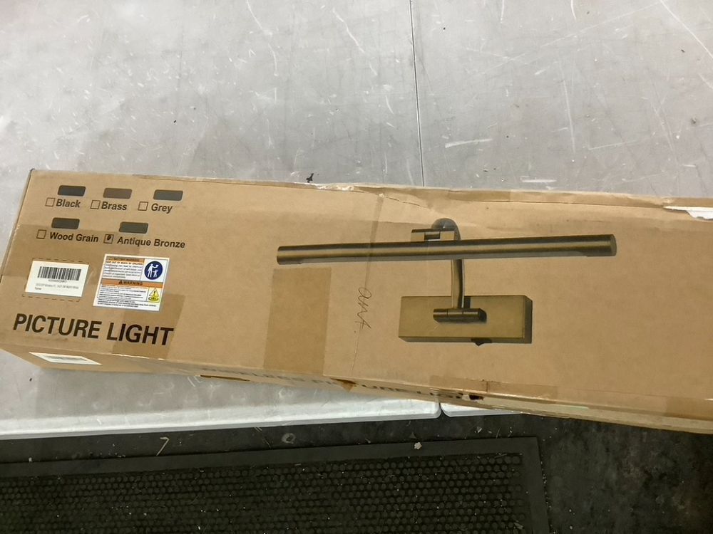 DESOOP Wireless Picture Light 24" - Image 2 - Lot 575