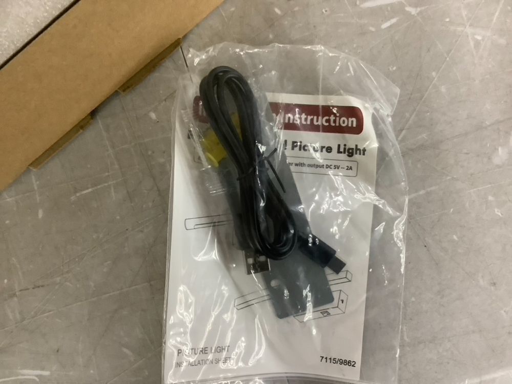 DESOOP Wireless Picture Light 24" - Image 6 - Lot 575