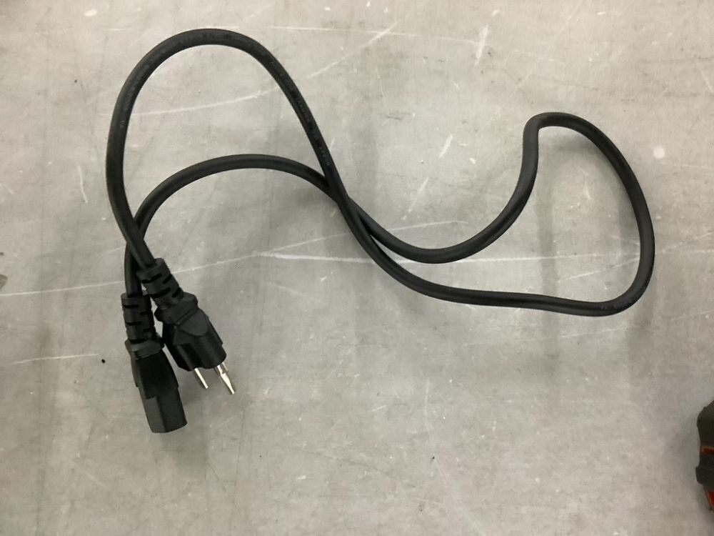 800W Pumpkin Fog Machine - Image 6 - Lot 578