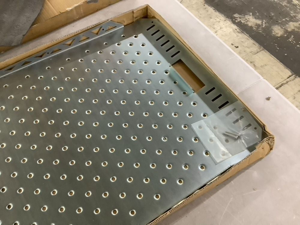 29" x 24" Heavy Duty Shed Ramp for Riding Mower & Lawn Equipment - Image 4 - Lot 656