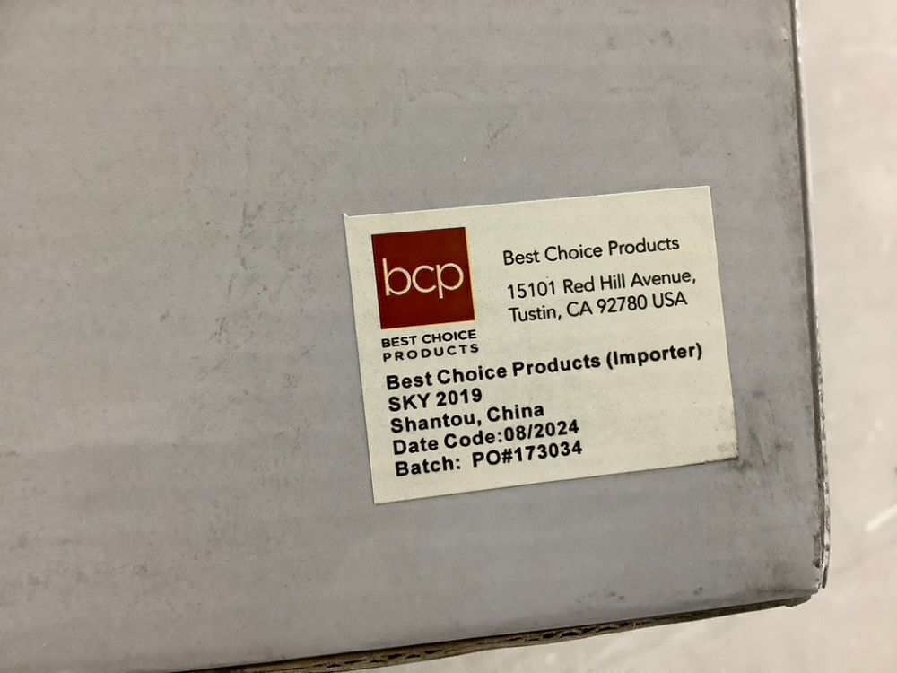 37-Key Kids Electric Keyboard w/ Microphone, Stool - Image 5 - Lot 662