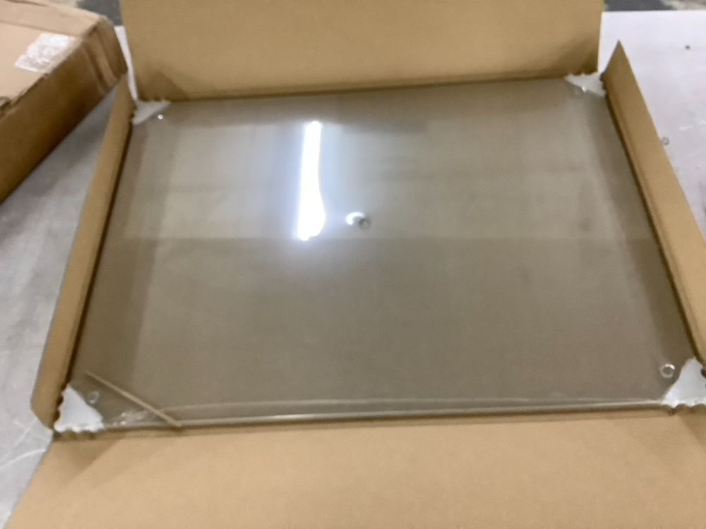 Tempered Glass Cutting Board, 18" x 24" - Image 3 - Lot 677