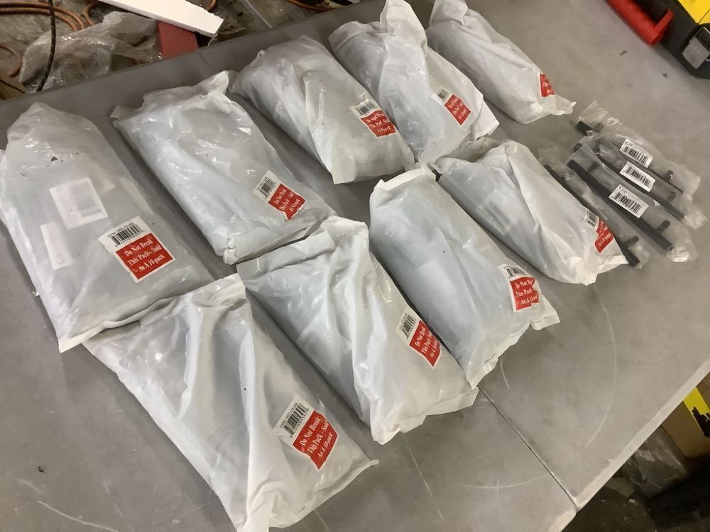 Lot of (8) GLIDERITE 5 in. Matte Black Solid Cabinet Handle Drawer Bar Pulls (10-Pack) - Image 2 - Lot 739JF